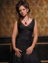 Photos de Mackenzie Rosman - Photoshoot John Sciulli - 82
